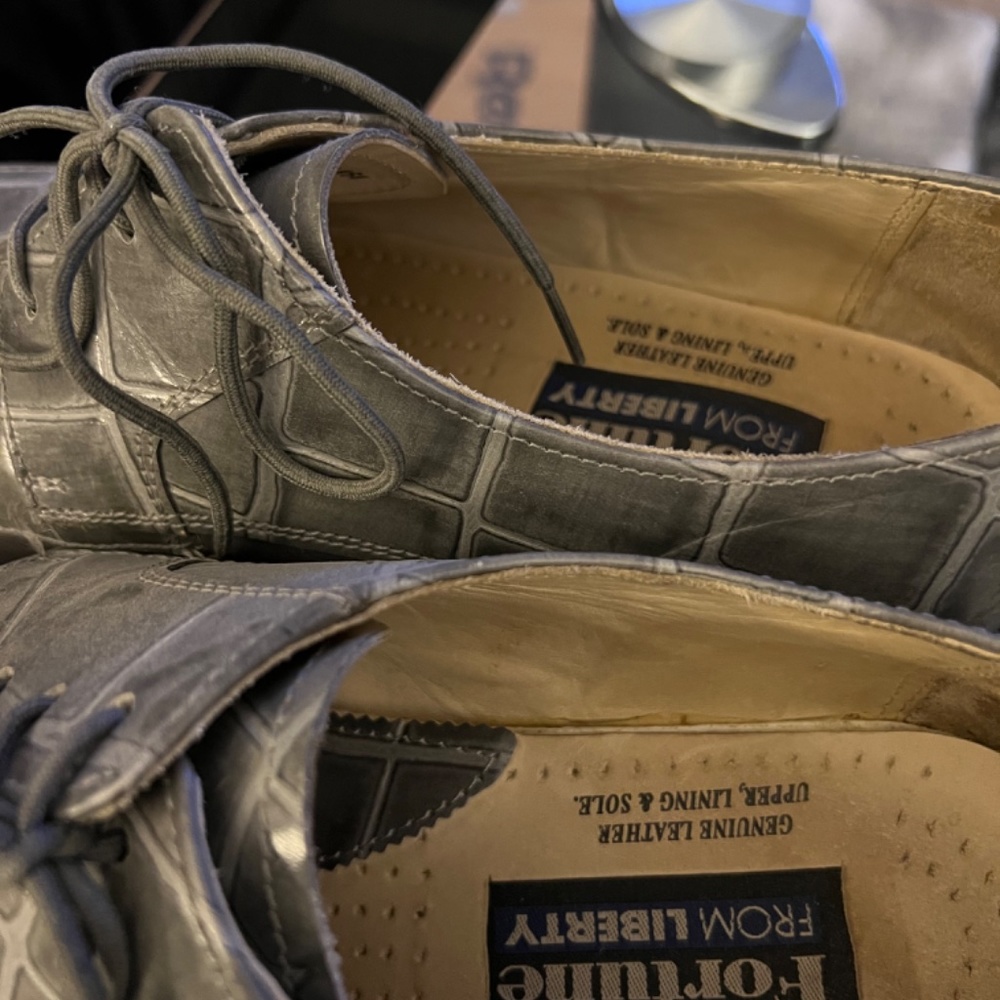 Grey Alligator Block Pattern Italian Leather - image 6